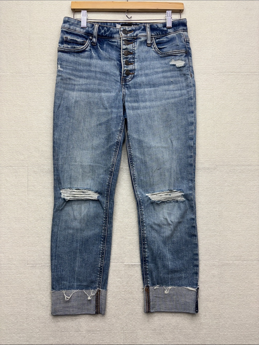 Kut From The Kloth Catherine fab a boyfriend 6 Distressed Blue Women’s Jeans
